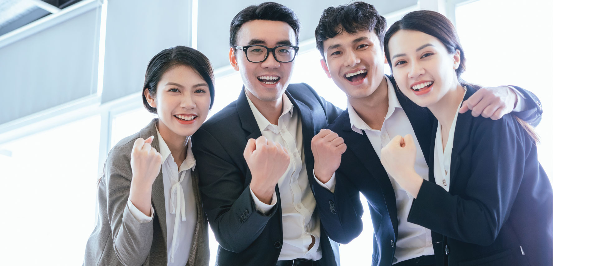 Về chúng tôi - Avi